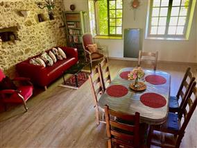 684540830 ©svetlanaetphilippecotinat