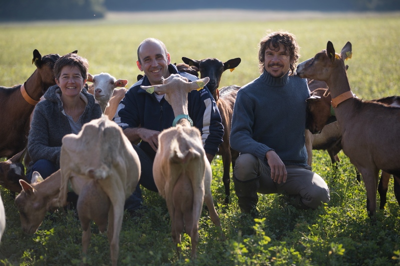 Ferme des Cabrioles. Severine et Thierry Reulier, Laurent Moreau ©NICOLAS VAN INGEN