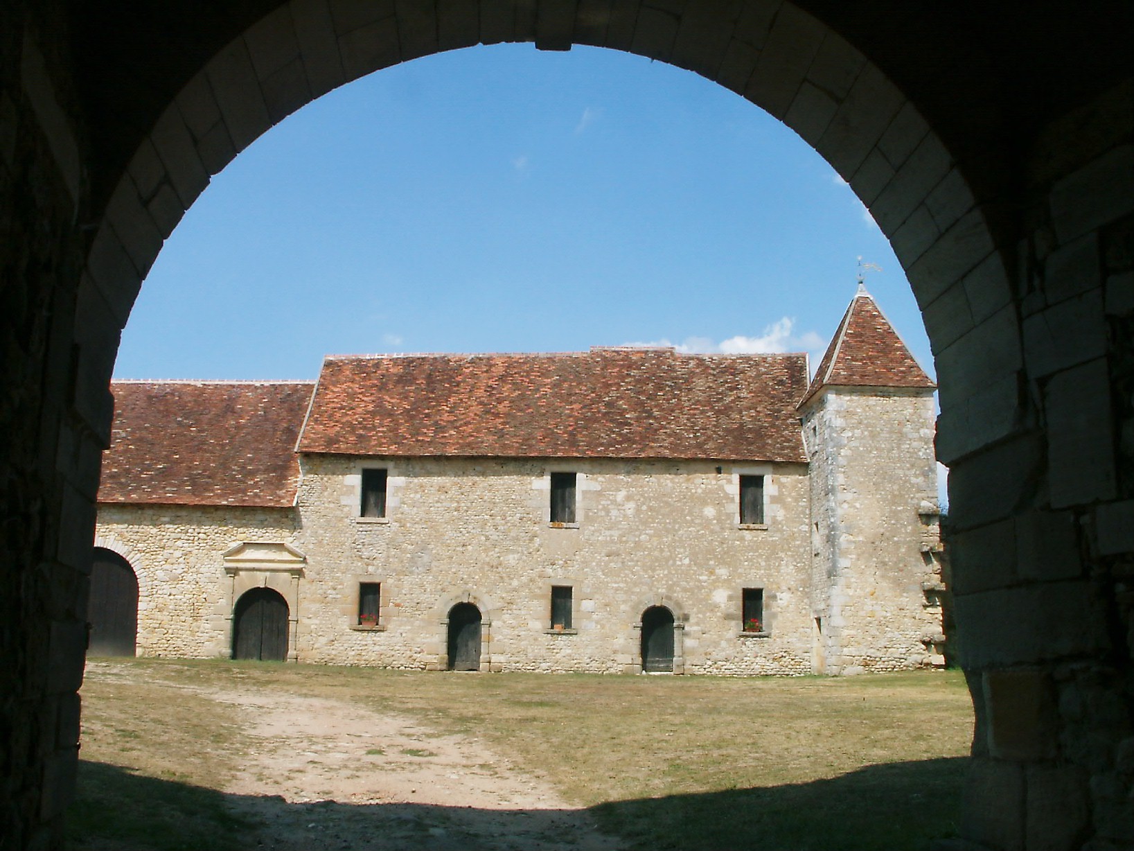 Château de la Commanderie à Luzeret  © ADTI