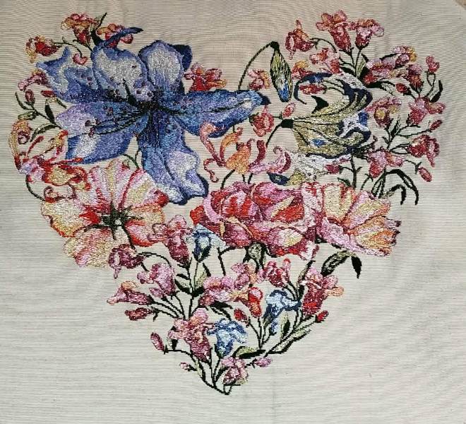 Atelier recyclage jean's broderie ©DestinationBrenne