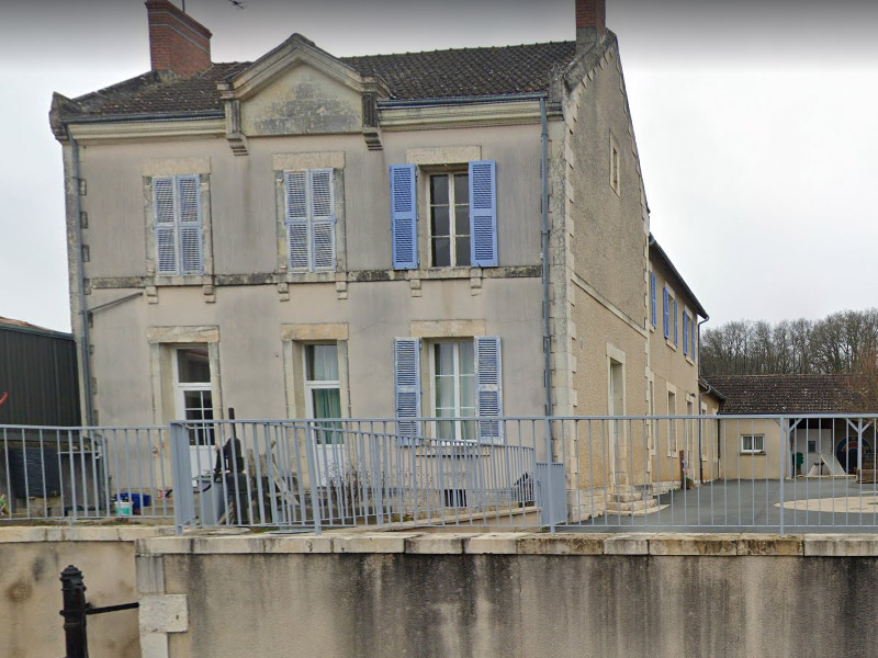 ÉcolePrimaire_Mérigny_PNRBrenne_800x600 