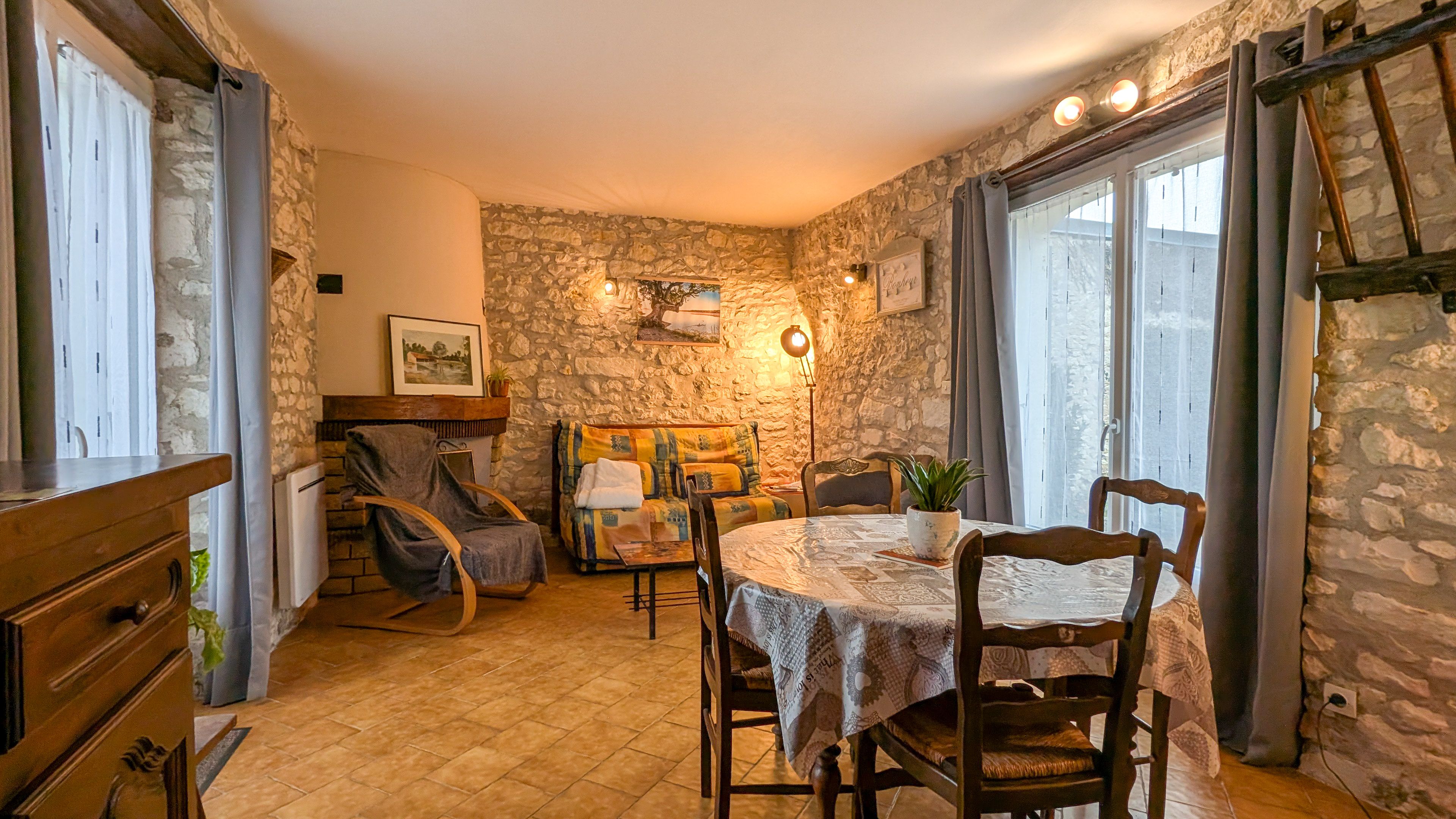 HLOCENBERV50LZYL_4 Gîtes de France ® Indre en Berry
