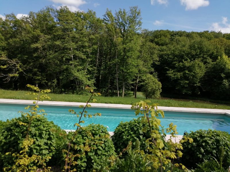 chambre-hote-brenne-berry-36-week-end-risdefeu-piscine ©Fontaine