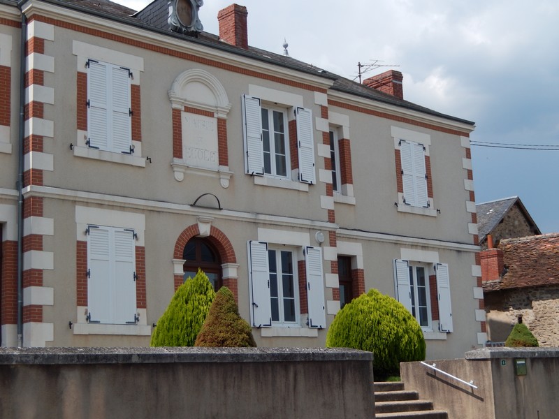 mairie de parnac Mairie de Parnac