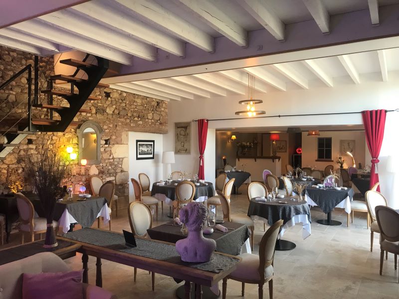 Restaurant Pierre Levée Brenne 