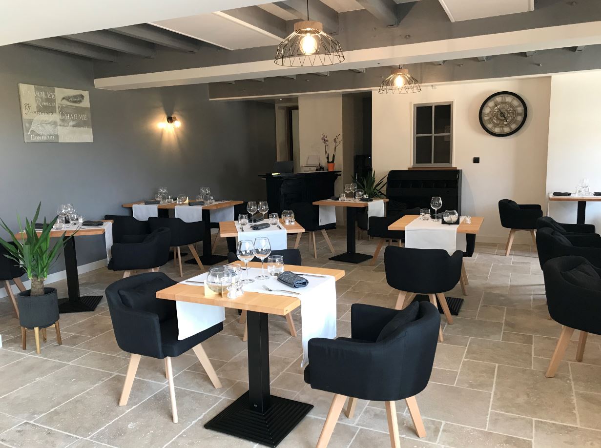 Salle-restaurant-tournon ©pierre-levée