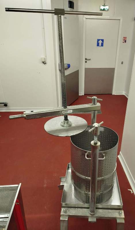 Pressoir Ruchers Salamandre2 ©DestinationBrenne