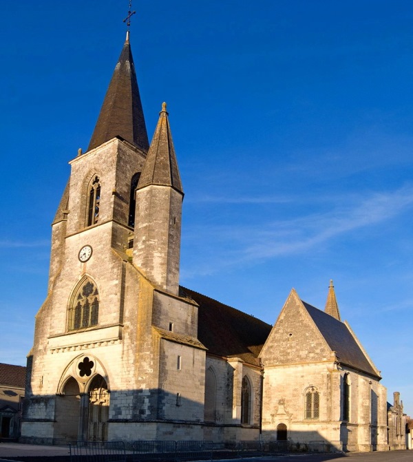 mezieres-eglise2 © Destination-brenne
