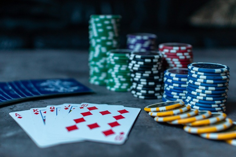 poker-3956037_1280 ©Markus Schwedt de Pixabay