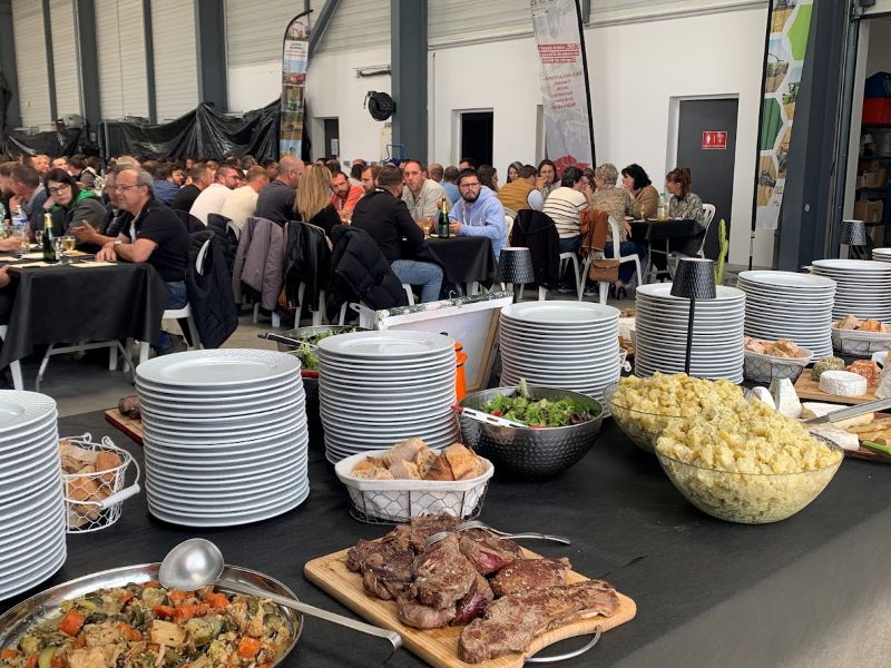prestation-traiteur-250-personnes © ferme des buttons