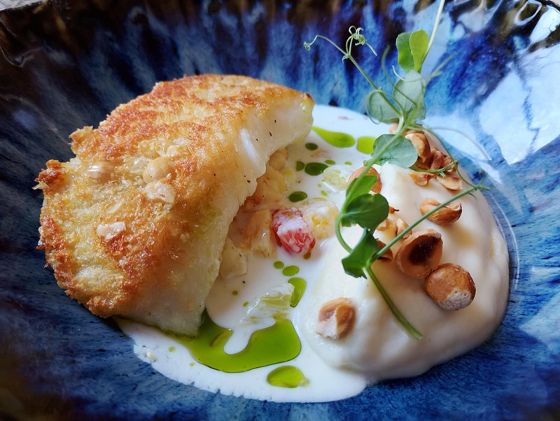 restaurant-relaisdelamothe-yzeuresusrcreuse-valdeloire Isabelle de Rochechouart