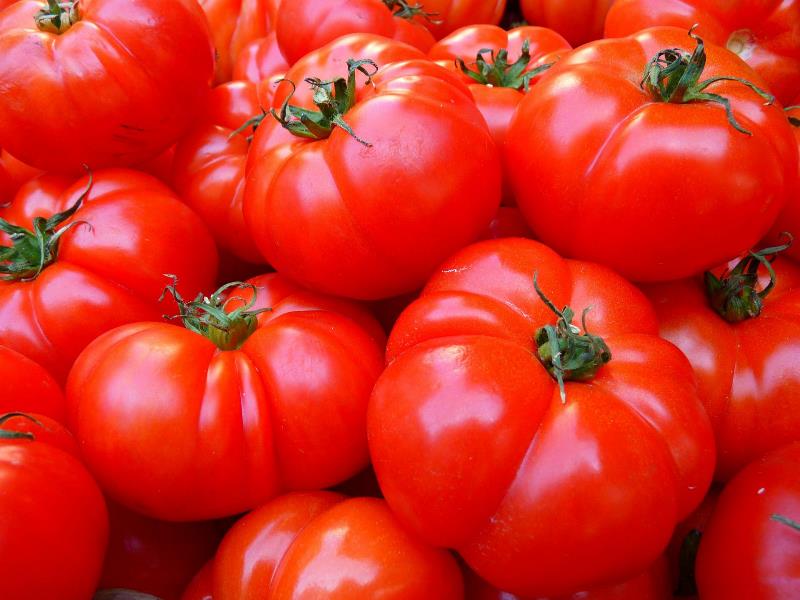 tomatoes-g104aab273_1920 ©pixabay