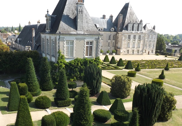 topiaires1 ©ChateauAzayLeFerron